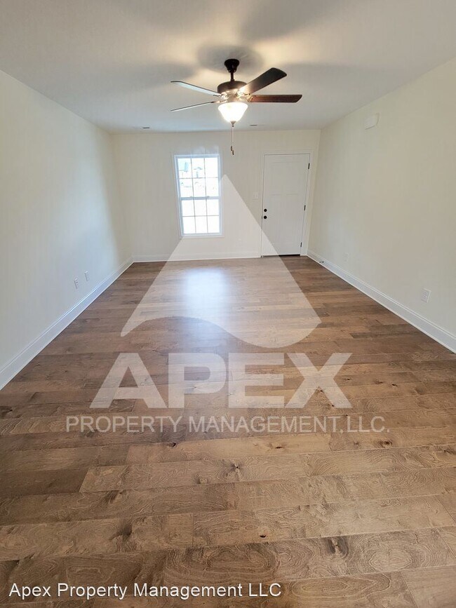 Building Photo - 4 br, 2.5 bath House - 8029 Poplar Grove Lane