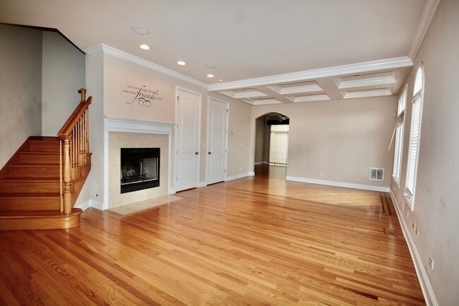 Building Photo - 1904 Alta Vista Ct