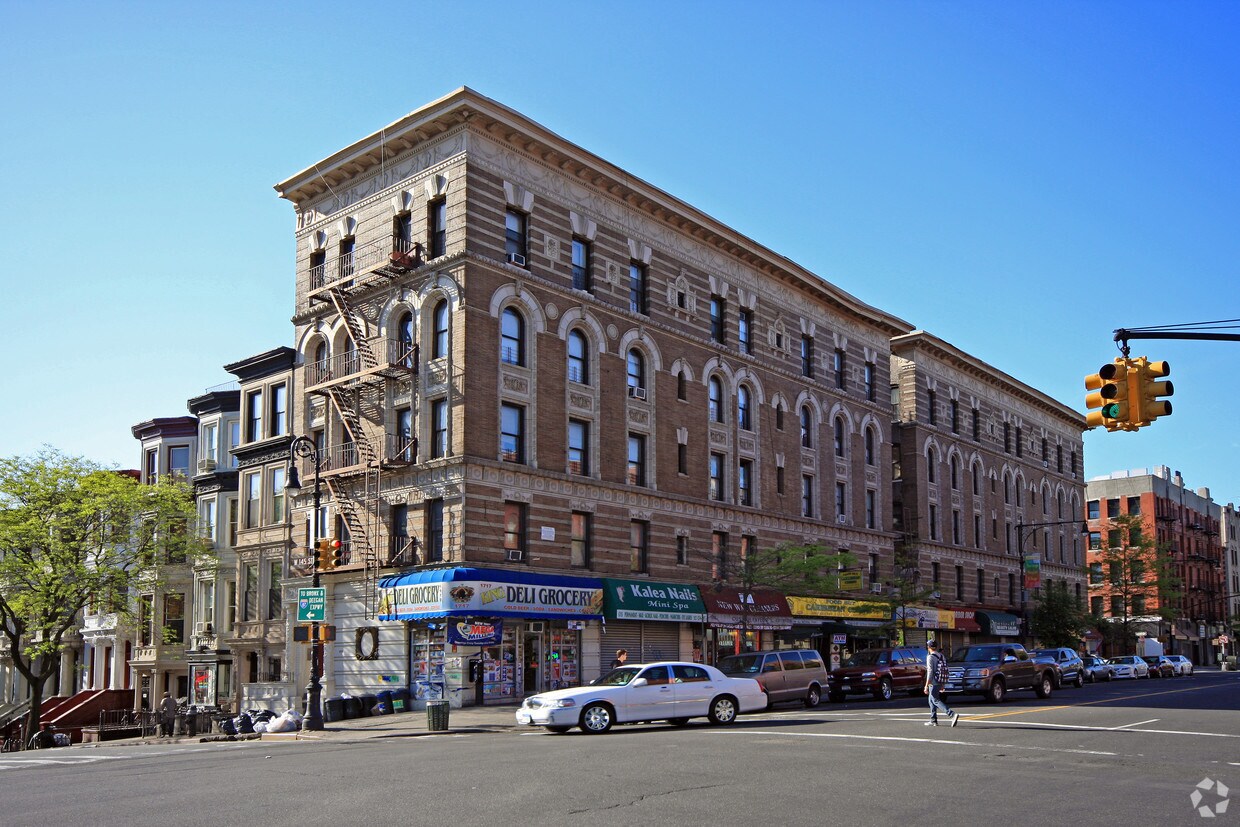 Building Photo - 1619-1625 Amsterdam Ave