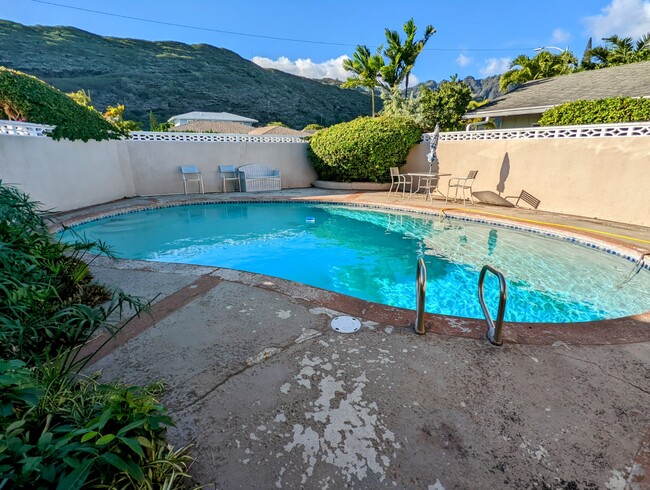 Building Photo - 756 Kumukahi Pl