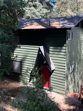 Building Photo - 675 E Victoria Ct