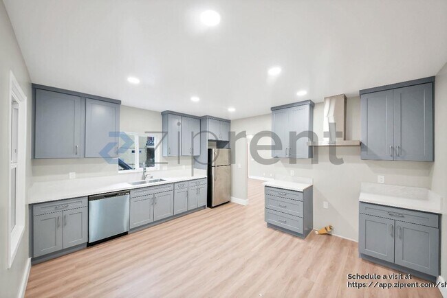 Foto del edificio - 1617 W 24th St