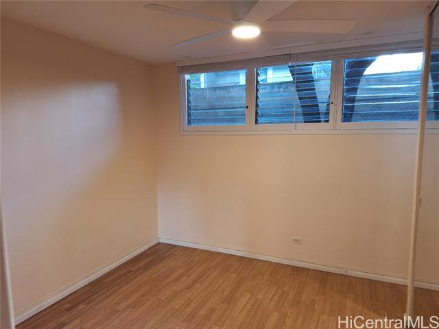 Foto del edificio - 1700 Makiki St