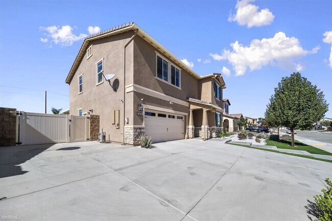Building Photo - 4 br, 2.5 bath House - 34623 Velvetleaf St...