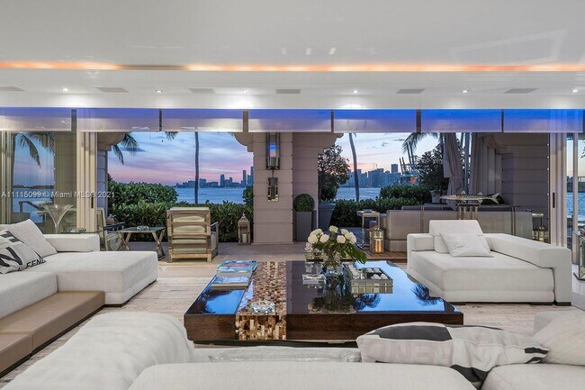 Foto del edificio - 5313 Fisher Island Dr