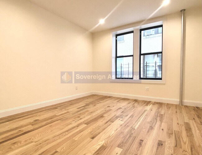 Building Photo - 260 Convent Avenue
