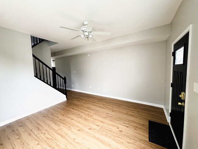 Foto del edificio - 811 Edmondson Ave
