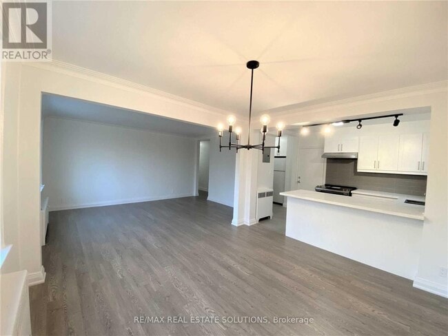 Photo du bâtiment - 5 Warwick Ave