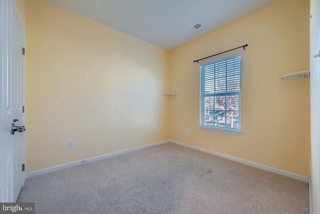 Foto del edificio - 346 Paladium Ct