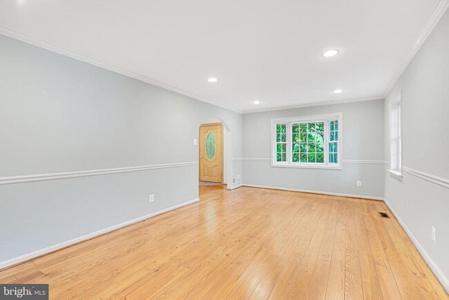 Foto del edificio - 10401 Courthouse Dr