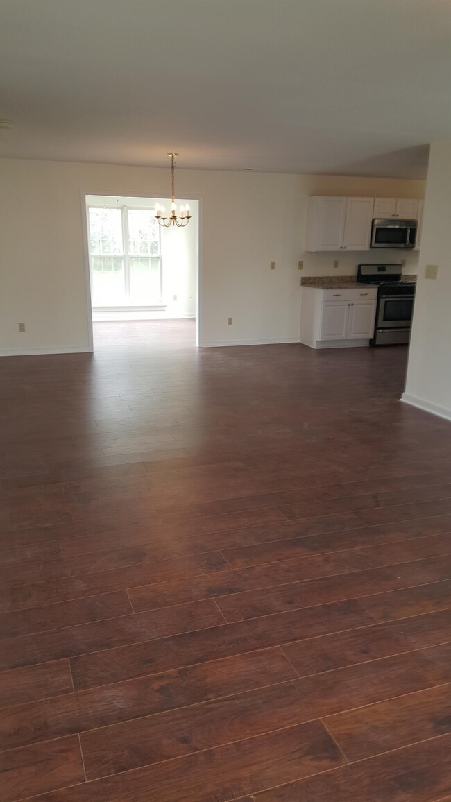 Foto del edificio - 6320 Walnut Forest Ct