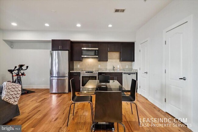 Foto del edificio - 515 N Street NW-#2