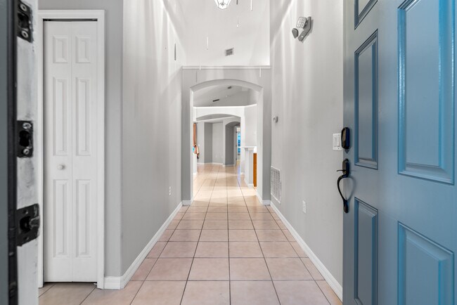 Foto del edificio - 2817 Moultrie Creek Dr