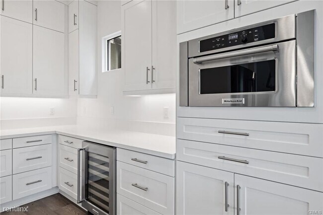 Building Photo - 4 br, 3.5 bath House - 26368 Paseo Sillin