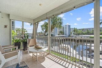 Building Photo - 1 Harbourside Dr