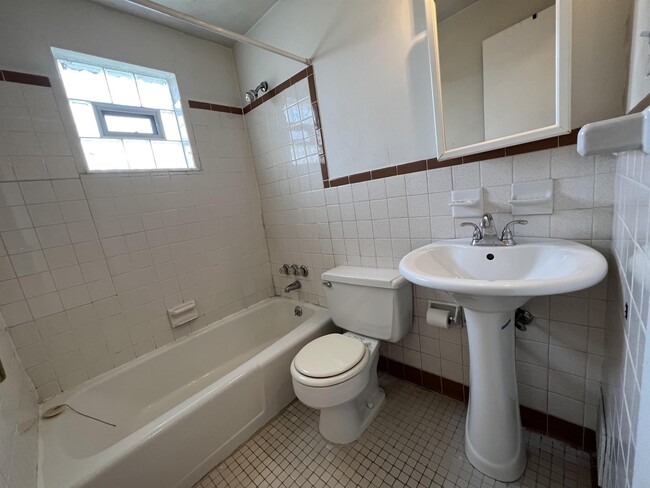 Foto del edificio - 440 Brierly Ln