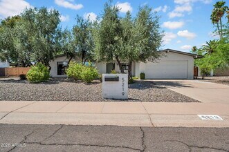 Building Photo - 5219 E Winchcomb Dr