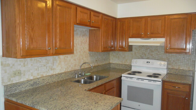 Foto del edificio - 4601 Forest Ave