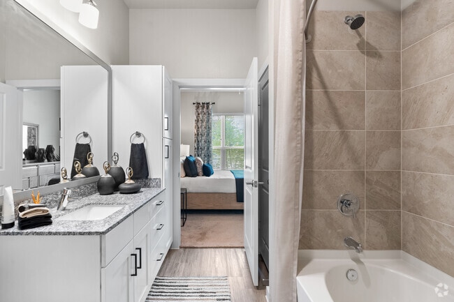 Neuhaus Apartments – Primary Bedroom 2BR, 2BA – 1,007SF - Primary Bathroom - Neuhaus