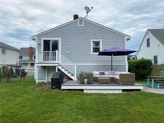 Foto del edificio - 85 Eustis St