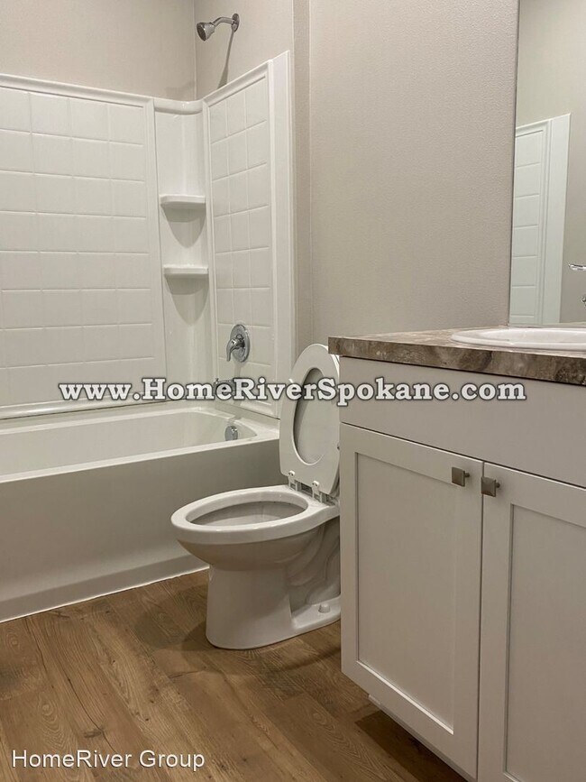 Building Photo - 4 br, 2 bath House - 5820 W. Yorktown Ln.