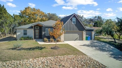 Building Photo - 6509 Shady Ln