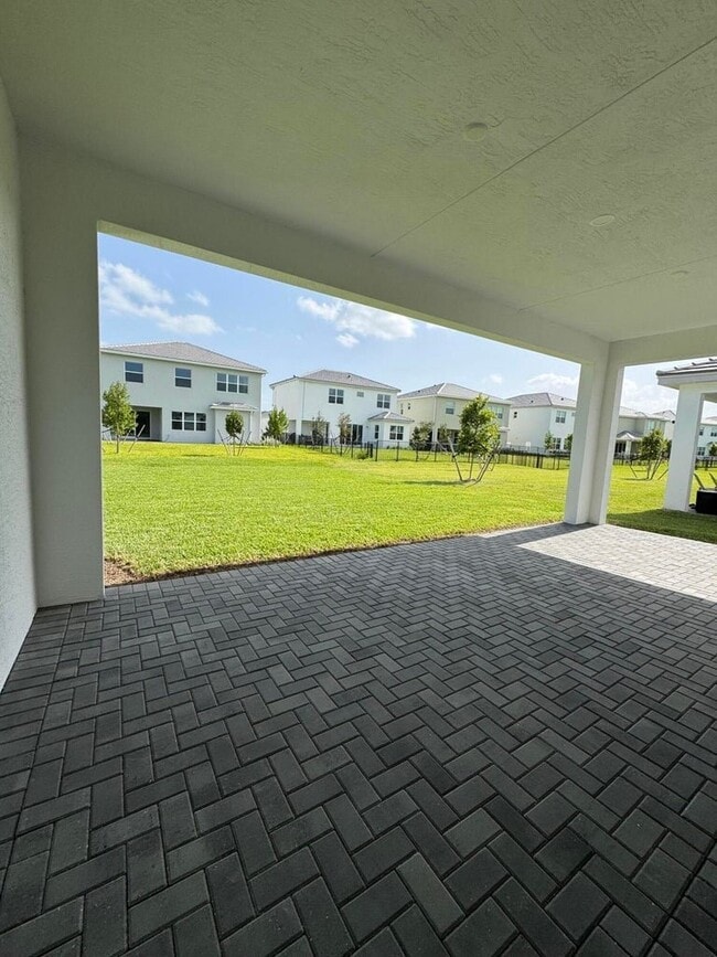 Building Photo - 14212 Spruce Pne Dr