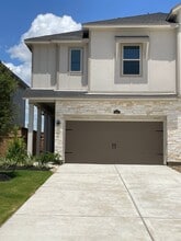 Building Photo - 5531 Holly Hvn Ct