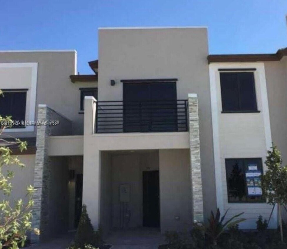 582 NE 207th St, North Miami Beach, FL 33179 House for Rent in North Miami Beach, FL