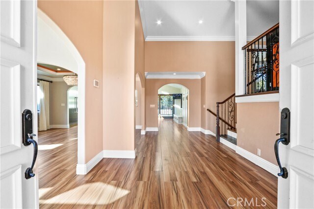 Building Photo - 6837 Vallon Dr