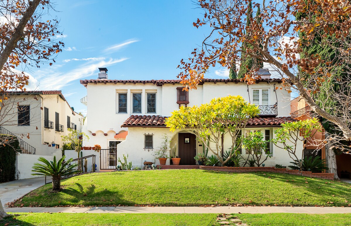 Foto principal - 117 N Orange Dr