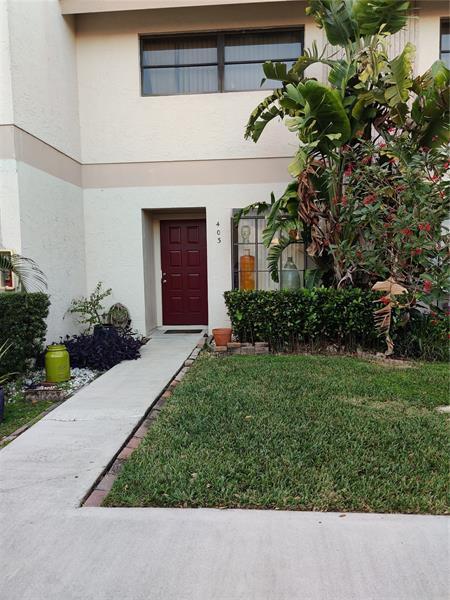 Building Photo - 2700 S Oakland Forest Dr