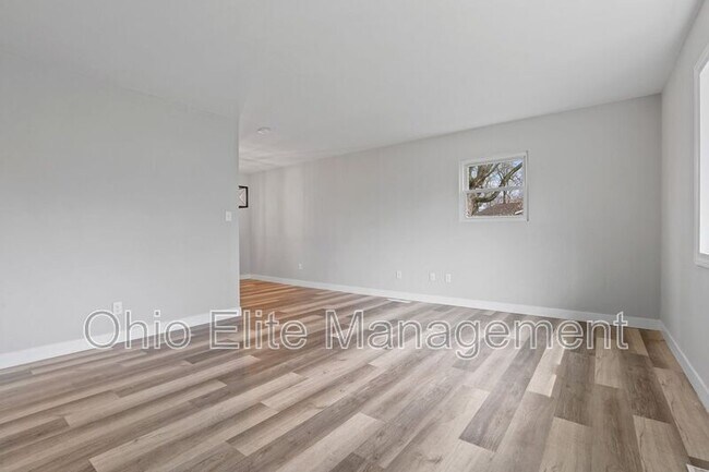 Foto del edificio - 5322 Newport Rd