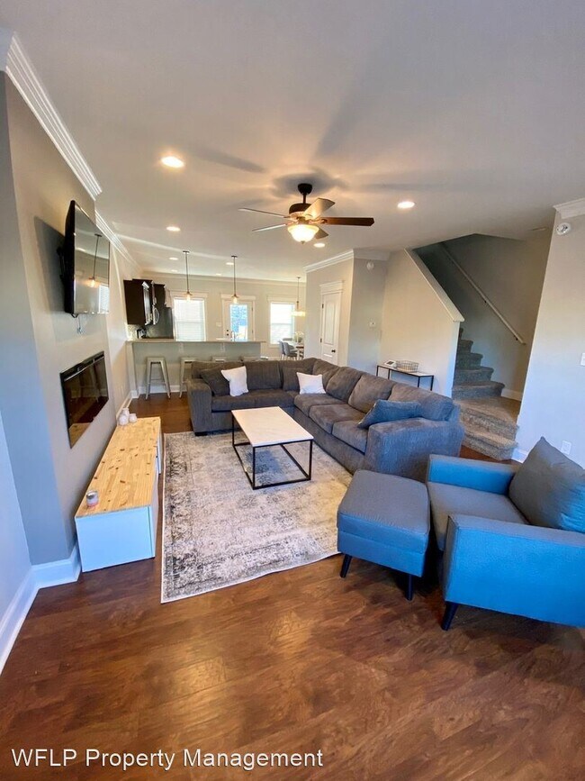 Building Photo - 4 br, 3.5 bath House - 134 Mallard Lane