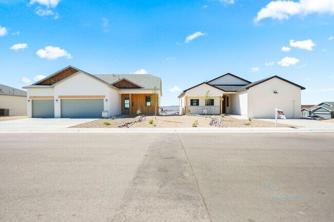 Foto del edificio - 4025 Boardwalk Rd