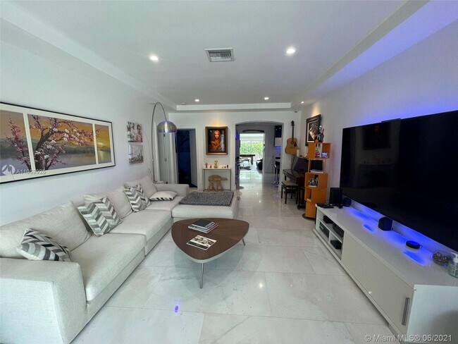 Foto del edificio - 50 SW 30th Rd