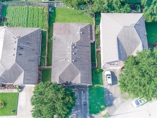 Foto del edificio - 13138 Woodvine Trail