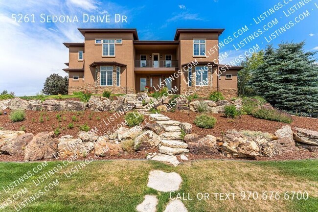 Building Photo - Beautiful Home on Golf Course!