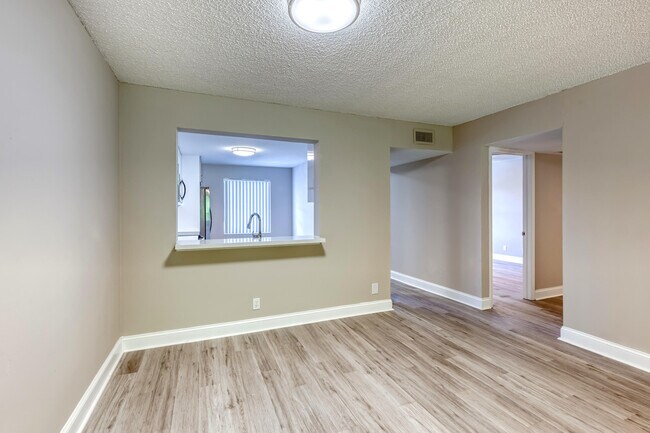 Foto del edificio - 240 SE 10th St