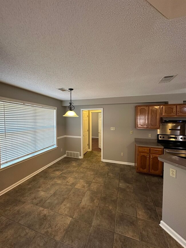 Building Photo - 6248 Lake View Cove