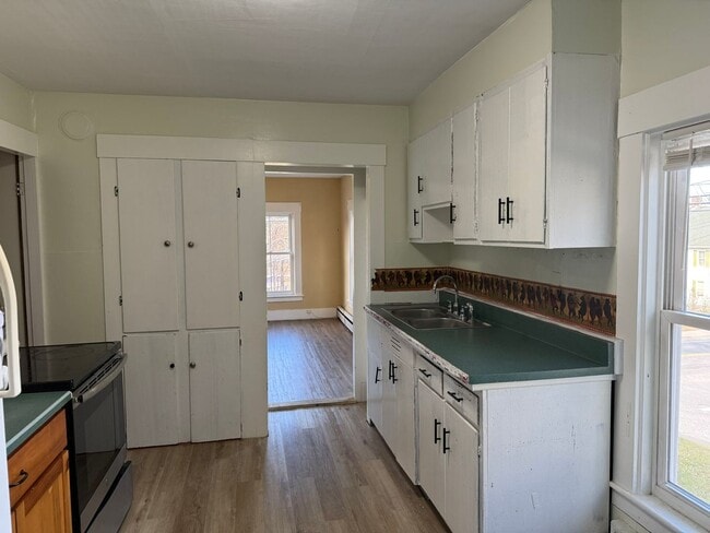 Foto del edificio - 278 Pleasant St