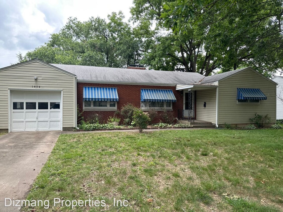 1454 S Kentwood Ave, Springfield, MO 65804 House Rental in