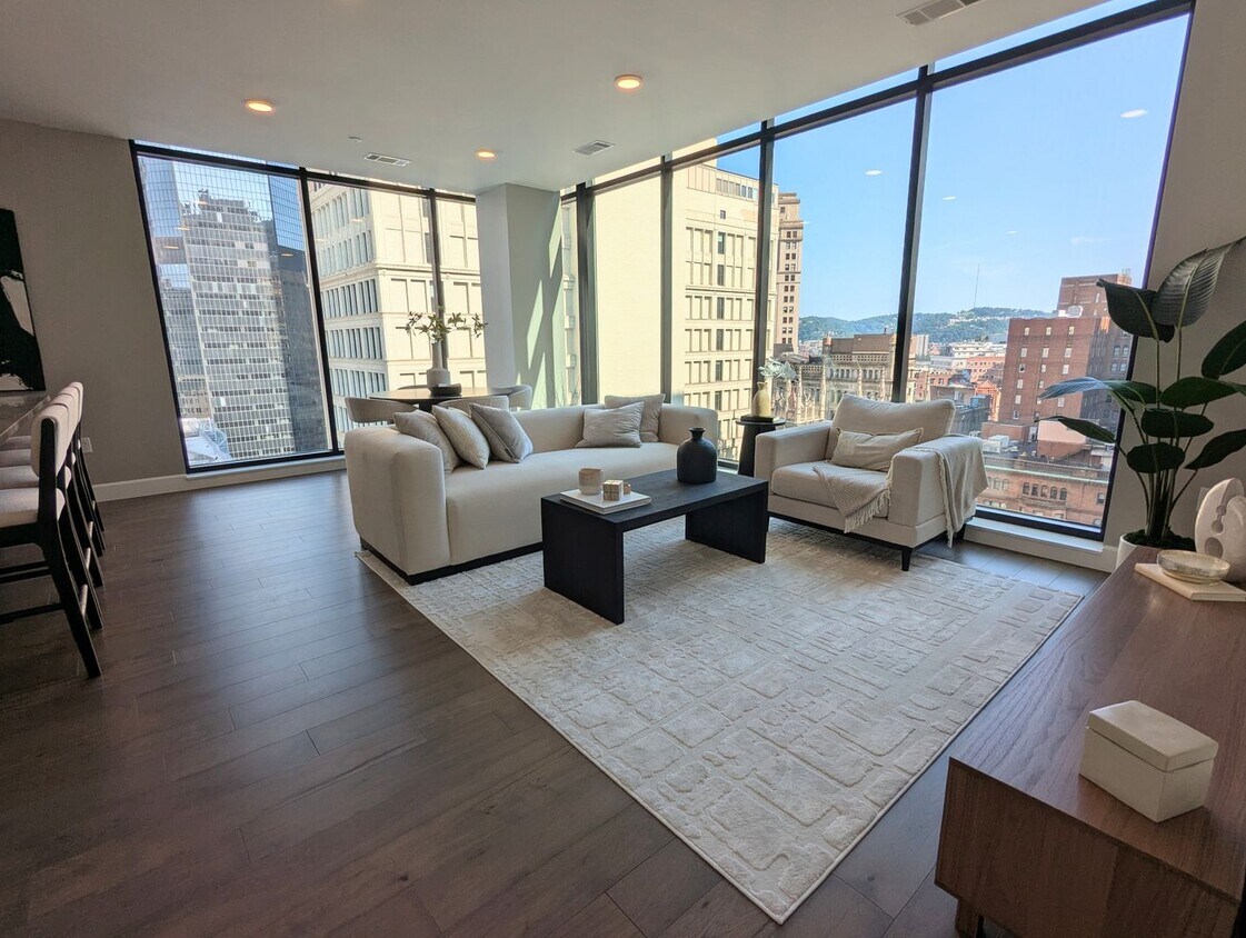 Primary Photo - Gorgeous 2 Bedroom 2 Bathroom Downtown Condo