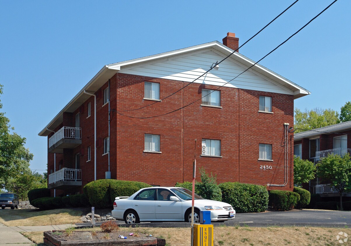 Building Photo - 2450 Boudinot Ave