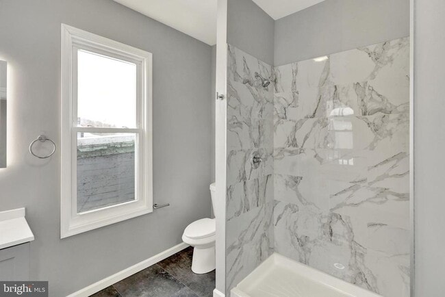 Building Photo - 1156 Franklin St