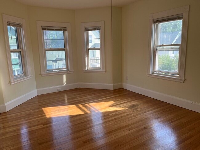 Foto del edificio - 34 Dracut St