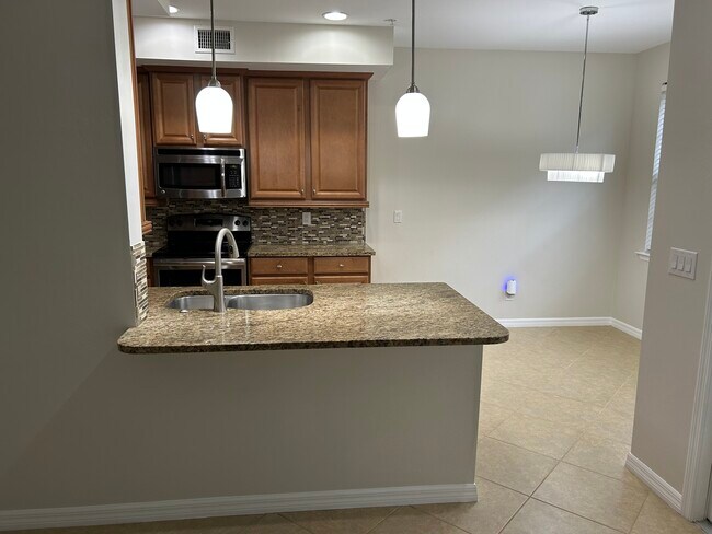 Foto del edificio - 7511 Oakshade Cir