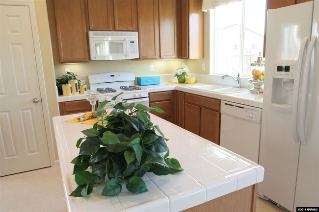 Foto del edificio - 2020 Angel Ridge Drive