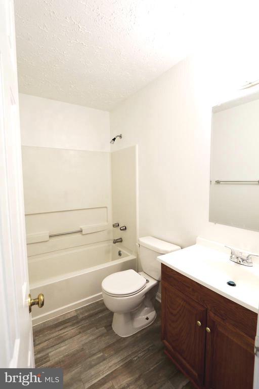 Building Photo - 6126 St Anthonys Ct