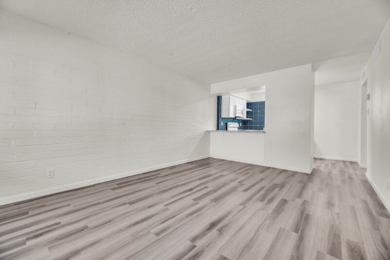 Primary Photo - 4301 N 24th St